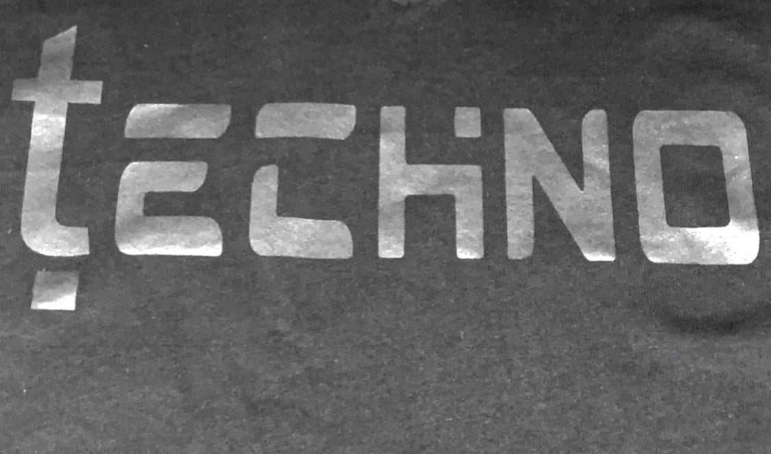 Techno Men V-neck
